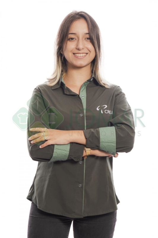 Camisa social feminina manga longa verde folha